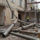 Демонтаж канализационных труб в жилых зданиях